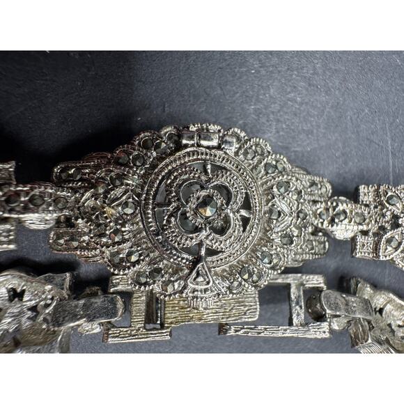 Vtg XANADU Peekaboo Silver Tone Marcasite Quartz Bracelet Womens Watch MOP Dial - Picture 7 of 11